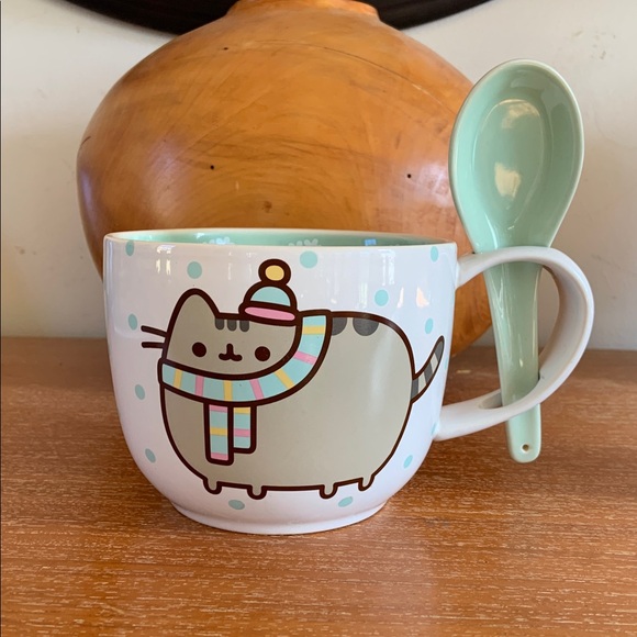 Rare Pusheen and Stormy Wintertime Soup Mug with Spoon - Picture 2 of 8